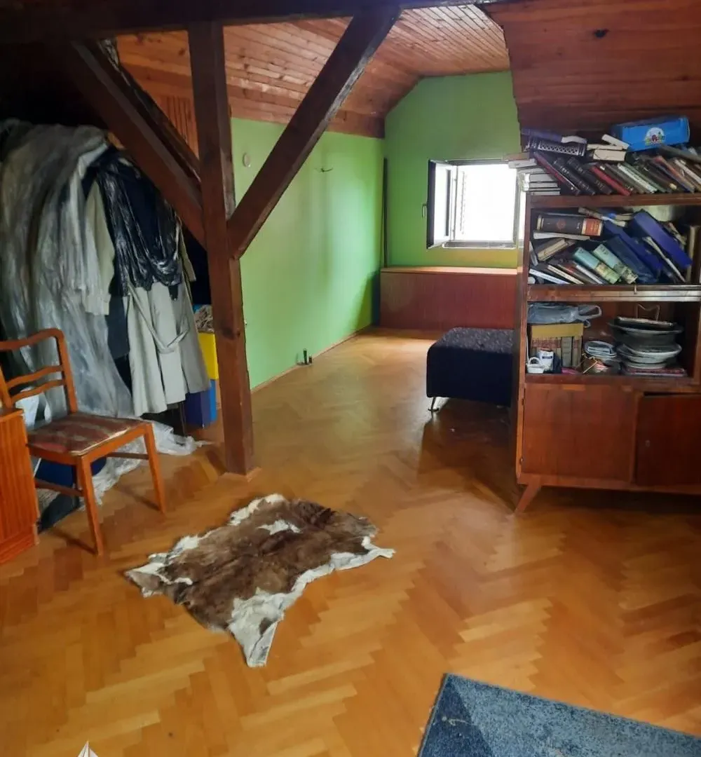 Prodaja, kuća, 246m², Zemun Sve Podlokacije, Beograd