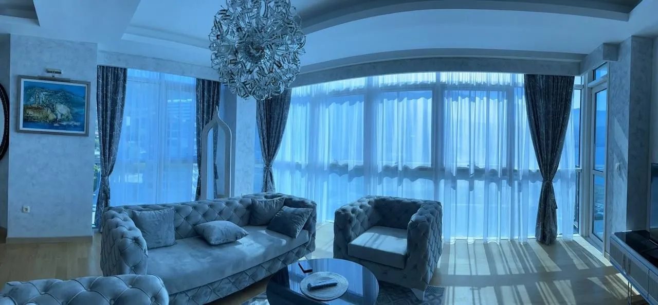 Rent, two bedroom apartment, 100m², Bečići, Budva