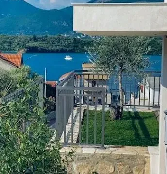 Rent, one bedroom apartment, 51m², Obala Đuraševića, Tivat