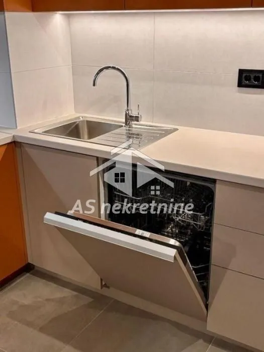 Rent, two bedroom apartment, 60m², Hala Pionir, Palilula Sve Podlokacije