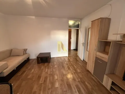 Izdavanje, četvorosoban stan, 75m², Sajmište, Novi Sad - image 2