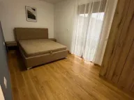 Izdavanje, trosoban stan, 120m², Obala Đuraševića, Tivat - image 5