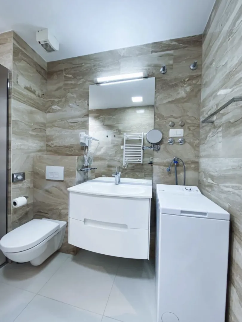 Prodaja, dvosoban stan, 77m², Budva, Crna Gora
