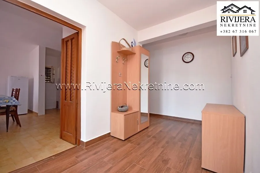 Prodaja, kuća, 250m², Baošići, Herceg Novi