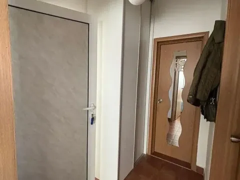 Sale, two bedroom apartment, 61m², Blok 9, Podgorica - image 7