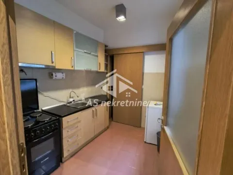 Izdavanje, stan, 65m², Stari Grad, Beograd - image 9