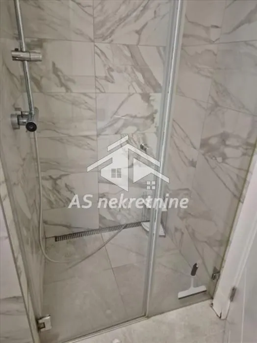 Rent, four bedroom apartment, 100m², Novi Beograd Blok 65, Novi Beograd Sve Podlokacije