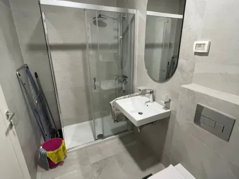 Prodaja, jednosoban stan, 49m², Central Point, Podgorica - image 10