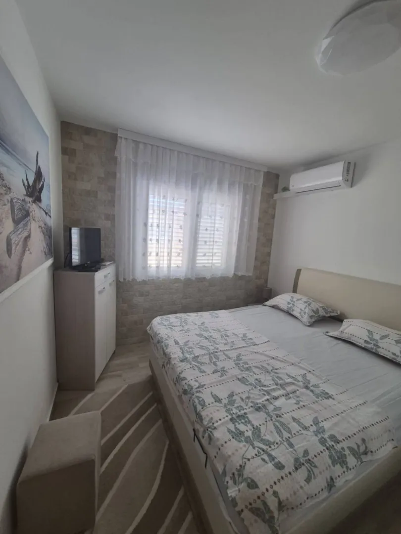 Rent, one bedroom apartment, 50m², Zaobilaznica, Budva