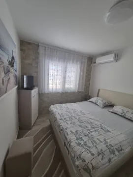 Rent, one bedroom apartment, 50m², Zaobilaznica, Budva - image 8