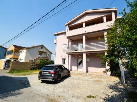 Prodaja, kuća, 330m², Kruševac, Podgorica - image 4