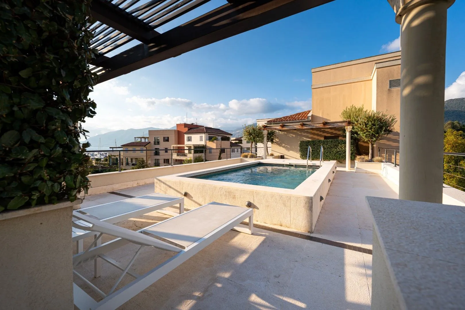 Prodaja, trosoban stan, 247m², Porto Montenegro, Tivat
