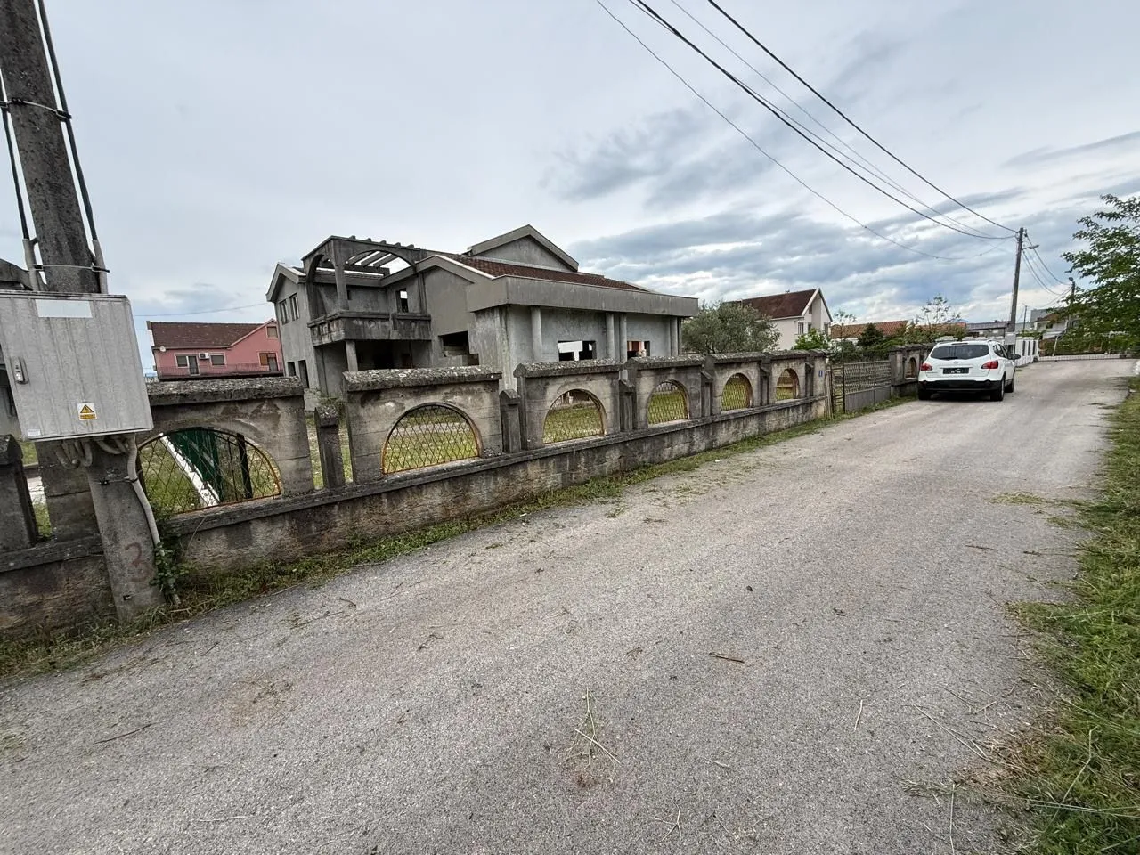 Sale, house, 285m², Karaburško Polje, Podgorica