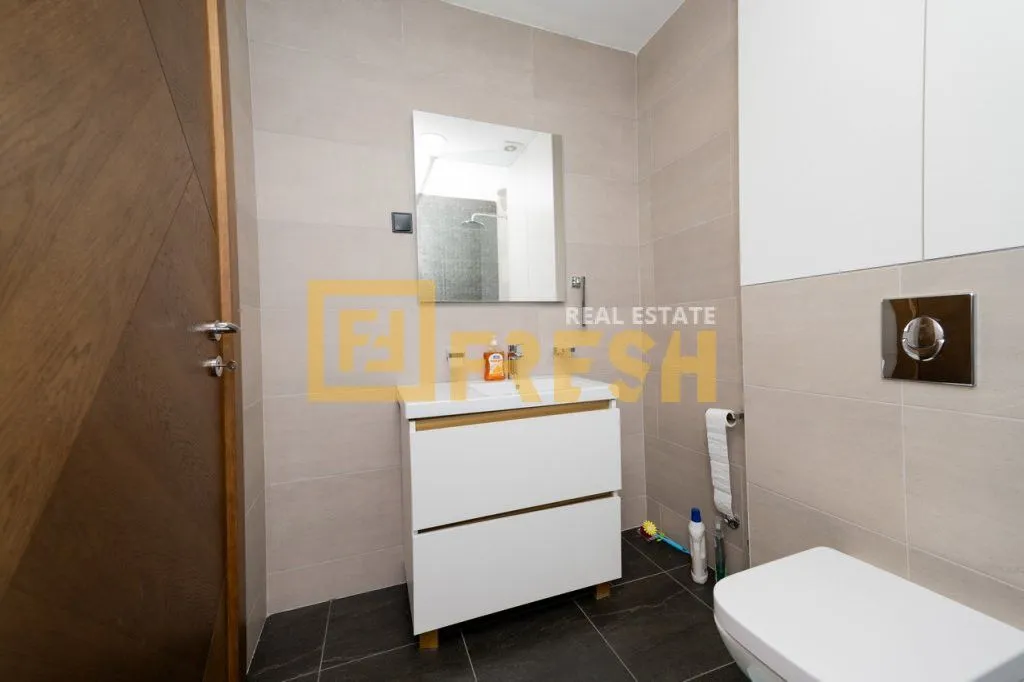 Prodaja, dvosoban stan, 70m², Ljubović, Podgorica