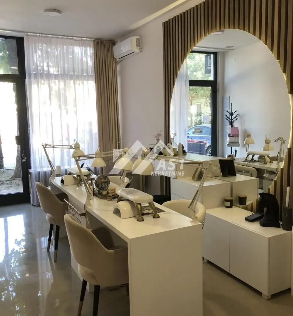 Rent, office space, 22m², Centar, Novi Sad