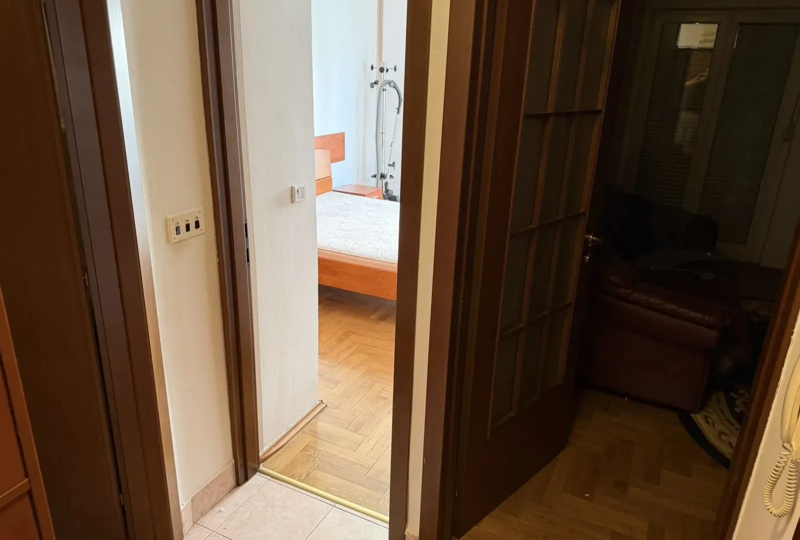 Izdavanje, jednosoban stan, 45m², Stari Aerodrom, Podgorica