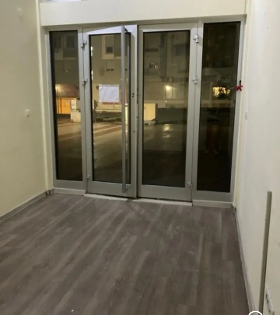 Izdavanje, poslovni prostor, 13m², Preko Morače, Podgorica