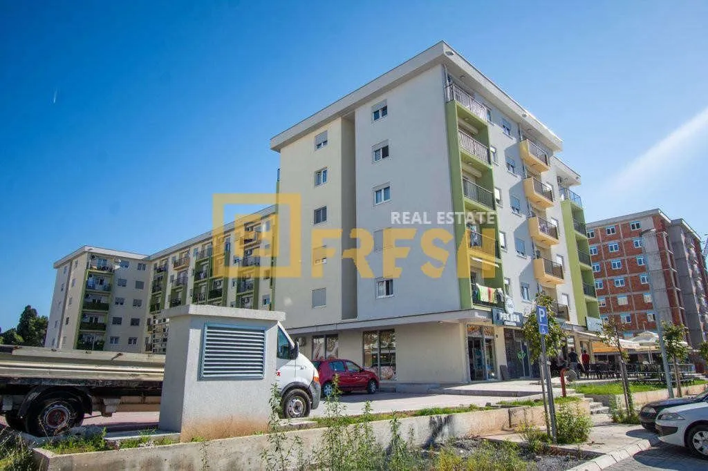 Izdavanje, jednosoban stan, 50m², Tuški Put, Podgorica