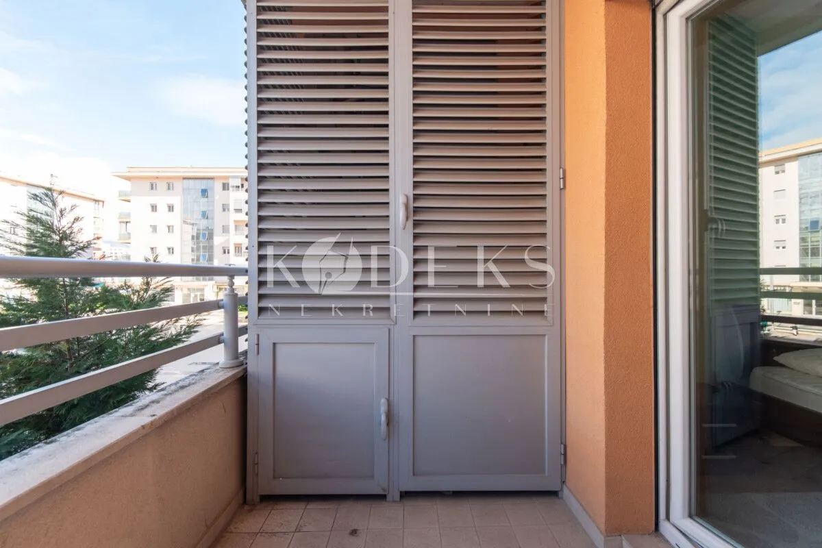 Rent, one bedroom apartment, 54m², City Kvart, Podgorica