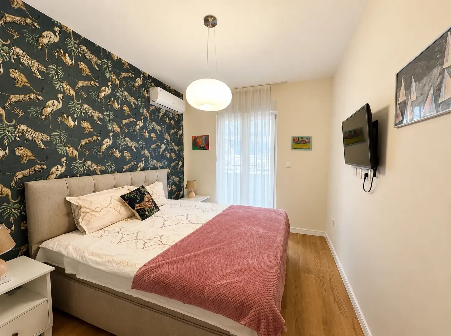 Rent, three bedroom apartment, 95m², City Kvart, Podgorica