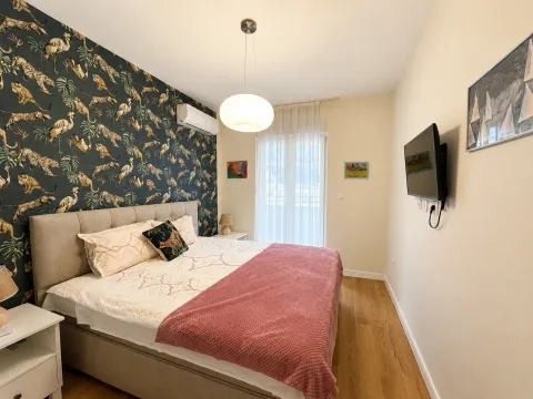 Rent, three bedroom apartment, 95m², City Kvart, Podgorica - image 12