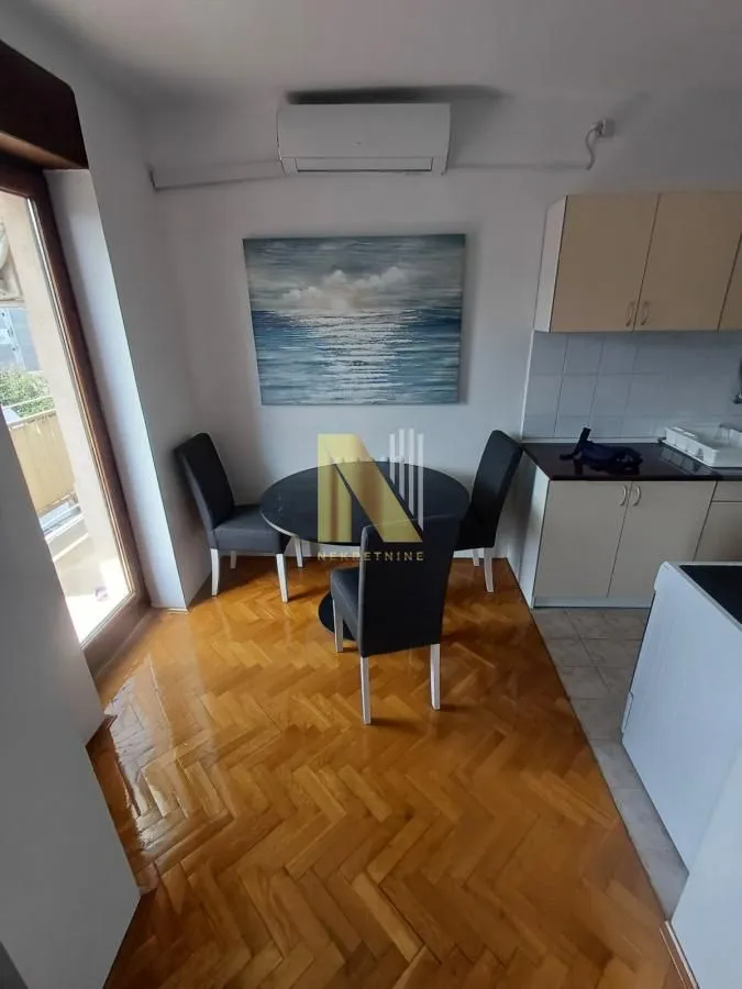 Izdavanje, jednosoban stan, 43m², Grbavica, Novi Sad Sve Podlokacije