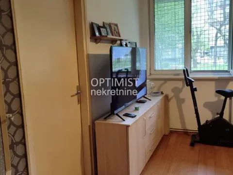 Rent, one bedroom apartment, 37m², Stari Merkator, Novi Beograd Sve Podlokacije - image 2