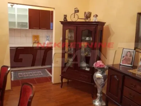 Rent, four bedroom apartment, 140m², Miljakovac, Rakovica - image 4