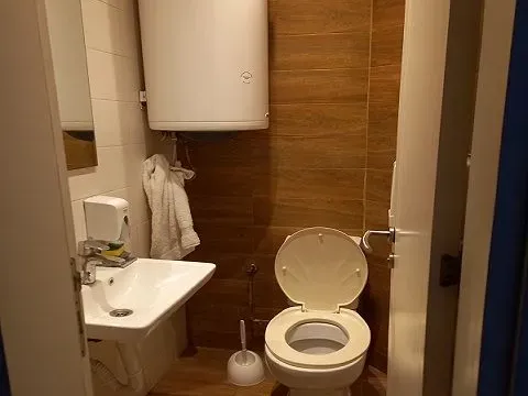 Izdavanje, poslovni prostor, 180m², Lekino Brdo, Voždovac Sve Podlokacije - image 6