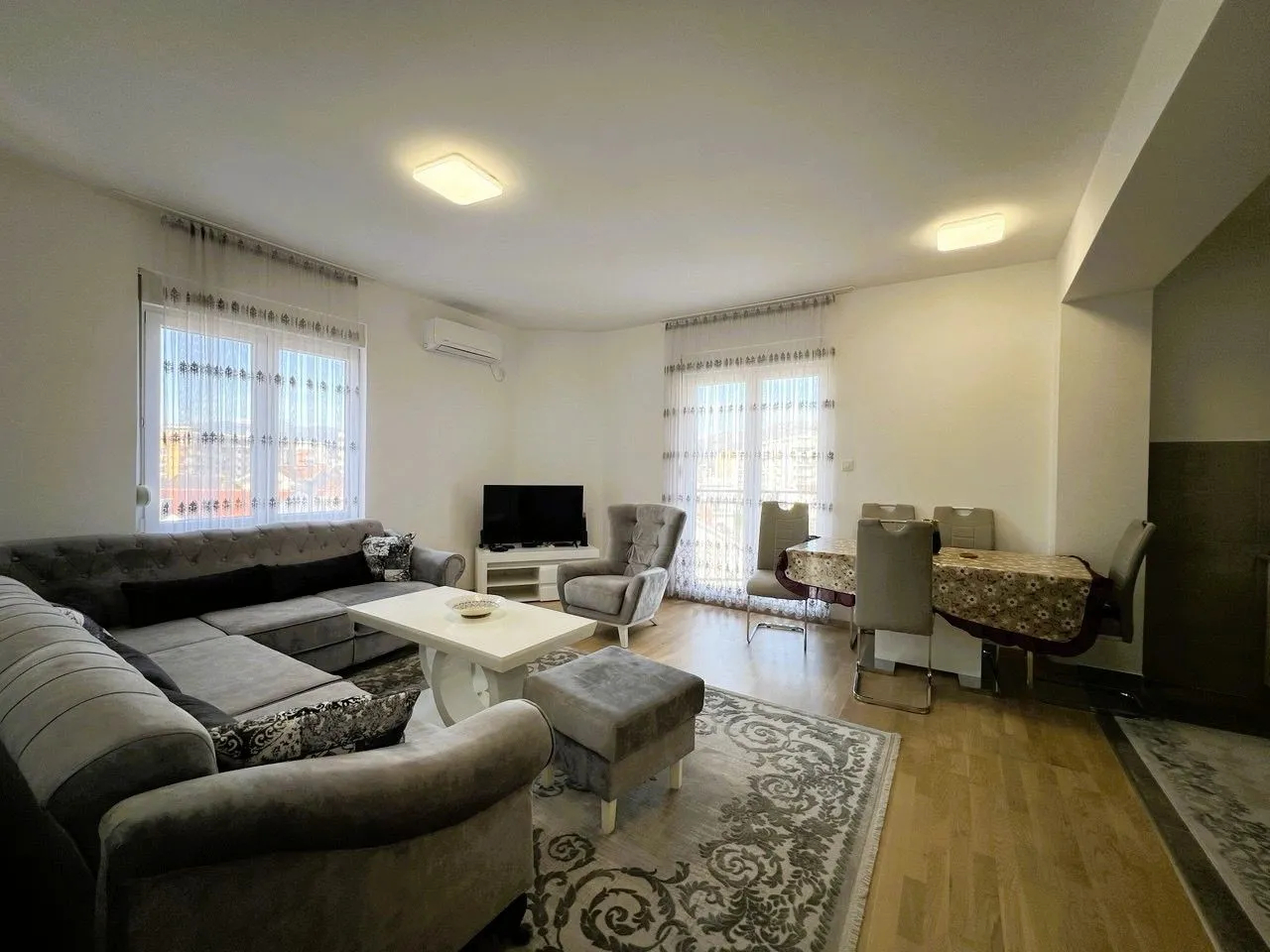 Sale, two bedroom apartment, 76m², Stari Aerodrom, Podgorica