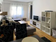 Izdavanje, jednosoban stan, 52m², Budva, Crna Gora - image 2