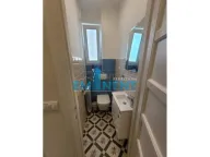 Izdavanje, trosoban stan, 66m², Stari Grad, Beograd - image 10