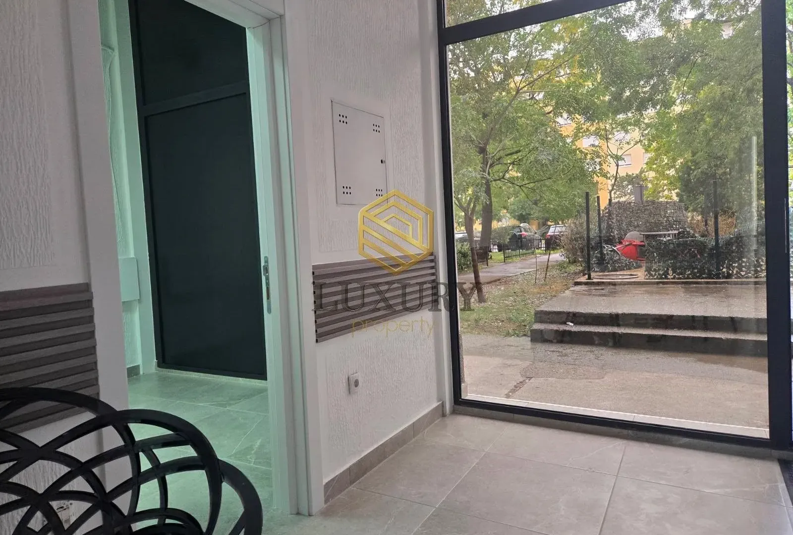 Rent, office space, 50m², Baston, Podgorica