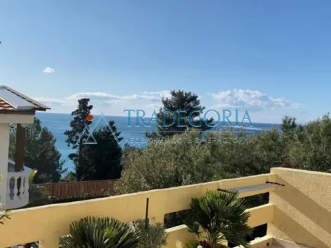 Prodaja, kuća, 300m², Bar, Crna Gora