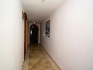 Izdavanje, jednosoban stan, 65m², Gorica C, Podgorica - image 11