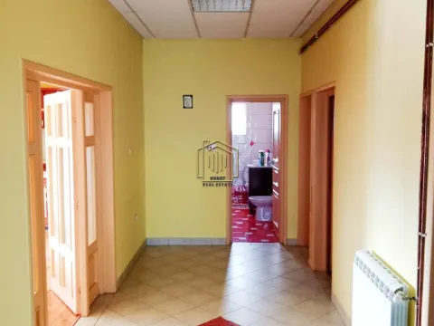 Rent, three bedroom apartment, 162m², Spuž, Danilovgrad - image 7