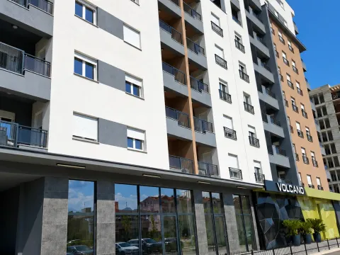 Rent, one bedroom apartment, 46m², Stari Aerodrom, Podgorica - image 12