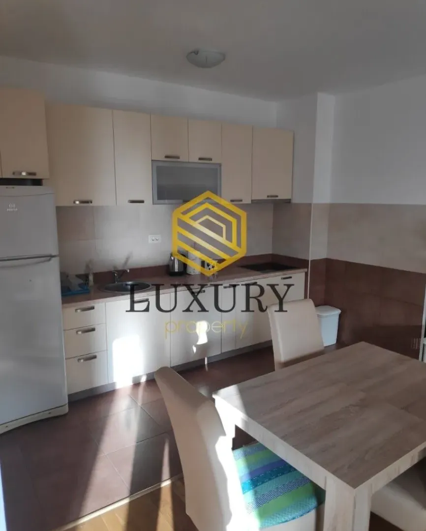 Izdavanje, trosoban stan, 95m², Zagorič, Podgorica