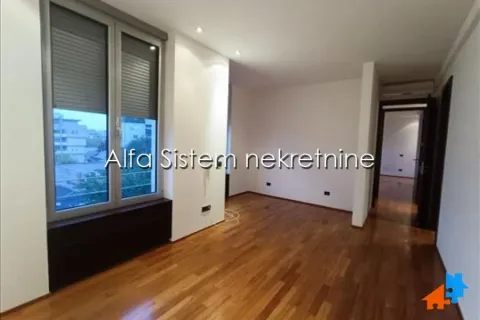 Izdavanje, stan, 176m², Kalenić Pijaca, Vračar Sve Podlokacije - image 15