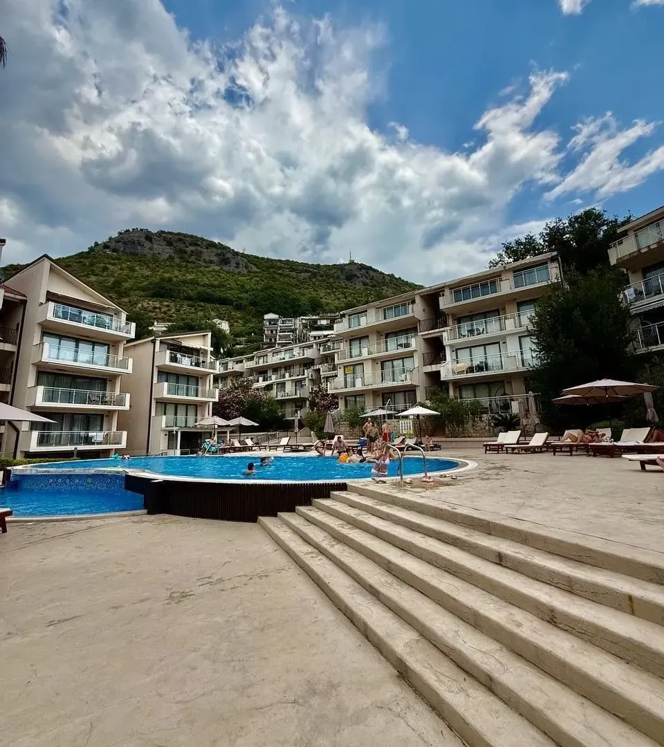 Sale, two bedroom apartment, 70m², Pržno, Budva