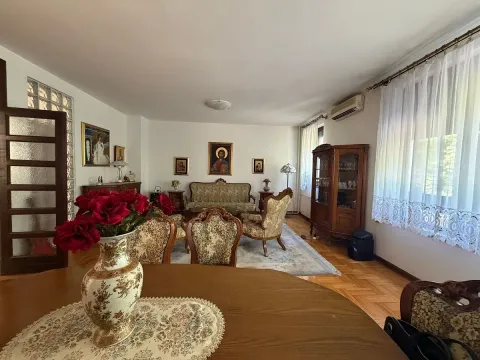 Rent, three bedroom apartment, 105m², Banjica, Voždovac Sve Podlokacije - image 2