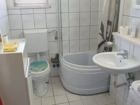 Sale, three bedroom apartment, 76m², Sutomore, Bar - image 2