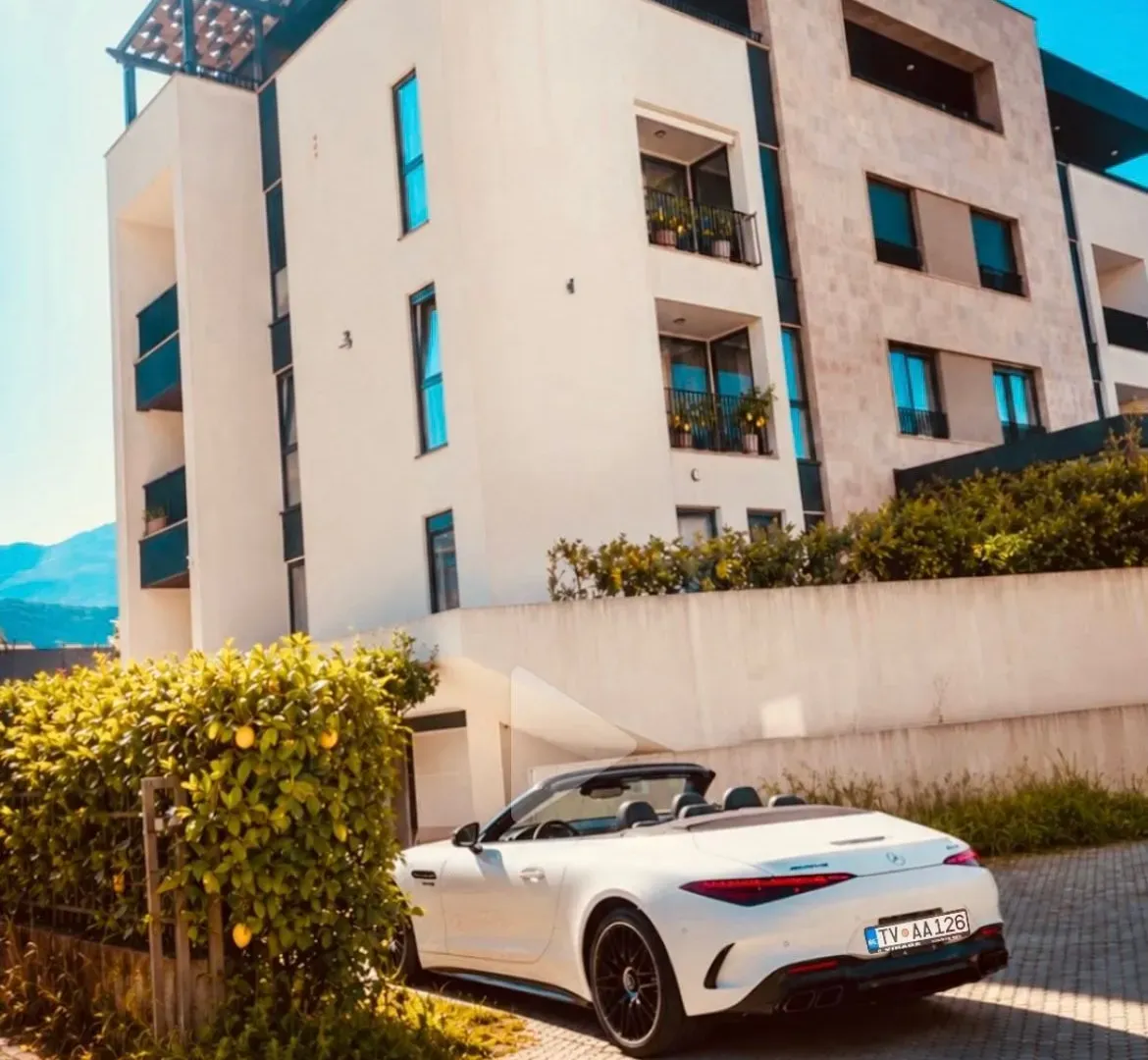 Rent, studio apartment, 50m², Tivat, Crna Gora