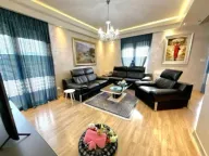 Prodaja, trosoban stan, 100m², Stari Aerodrom, Podgorica - image 11