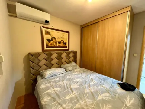 Prodaja, jednosoban stan, 49m², Stari Aerodrom, Podgorica - image 9