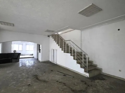 Rent, office space, 120m², Zagorič, Podgorica - image 7