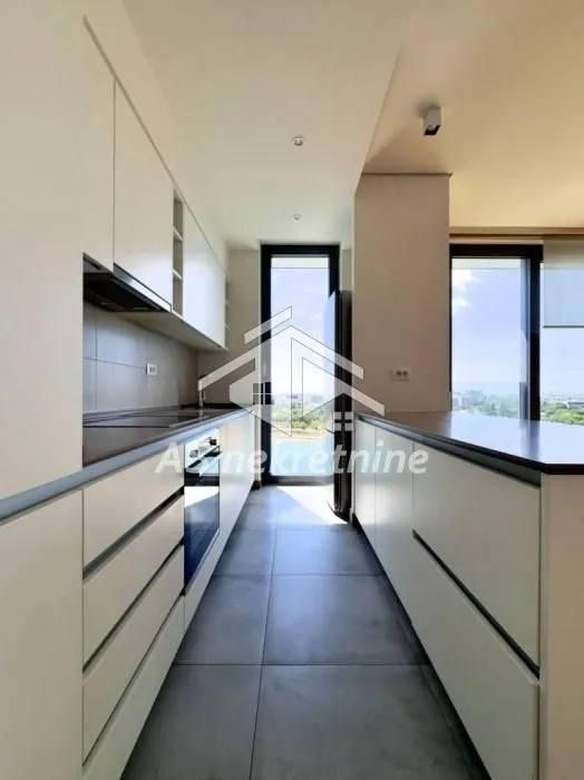 Rent, three bedroom apartment, 142m², Savski Venac, Beograd