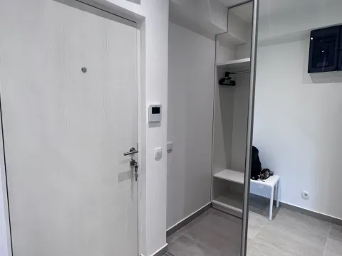 Sale, five bedroom apartment, 198m², Kotor, Crna Gora - image 6
