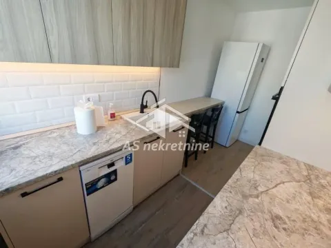 Rent, two bedroom apartment, 50m², Zemun Save Kovačevića, Zemun Sve Podlokacije - image 6