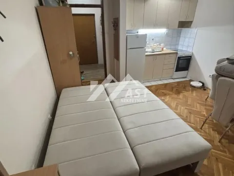 Izdavanje, stan, 25m², Rotkvarija, Novi Sad Sve Podlokacije - image 4